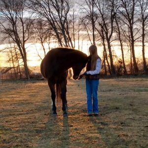 Meet your Posher, Anna